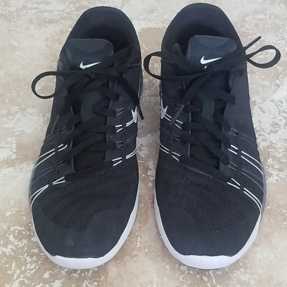 Nike Free Sneakers - Picture 2 of 5